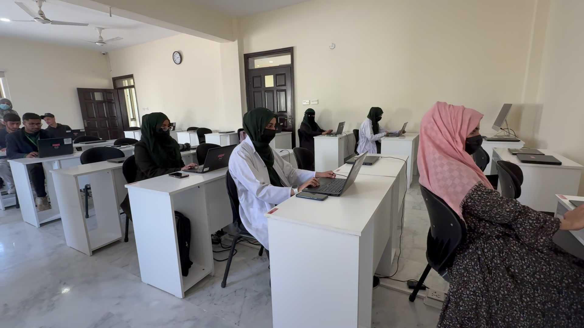 khubaib for sub _000405