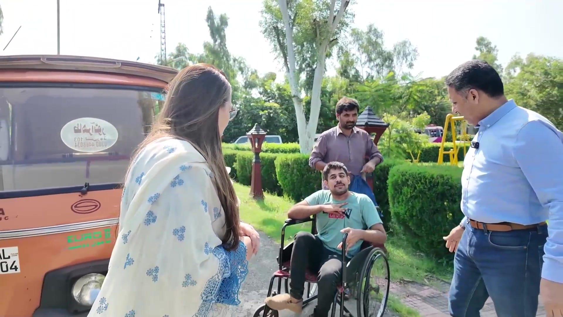 hum mashal e rah khudii6